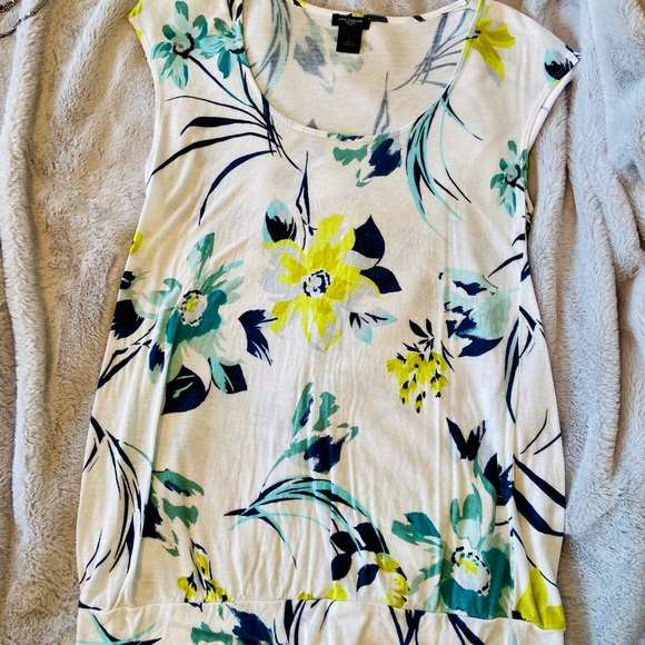 Ann Taylor Tops - Ann Taylor Floral Cape-Sleeve shirt